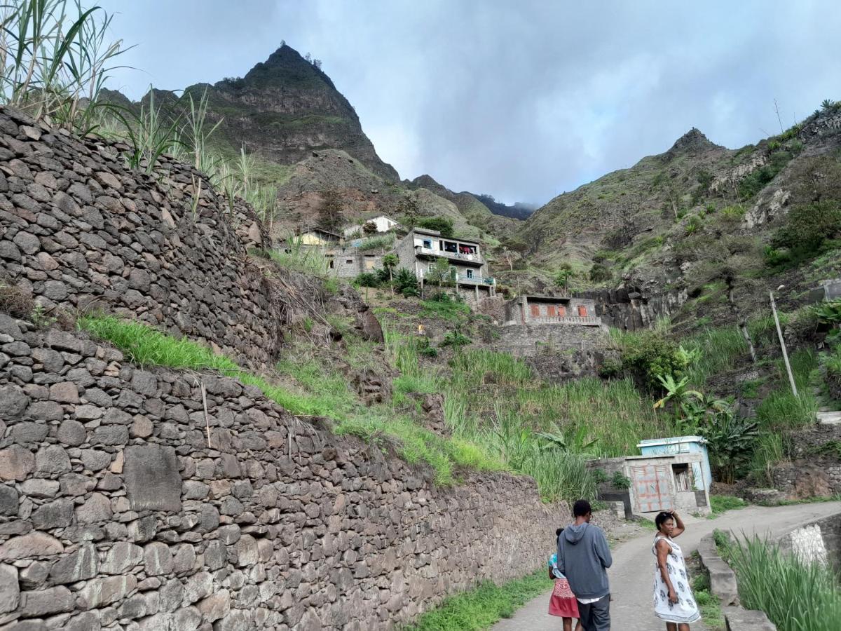 Pousada Rural Simpatia Caculi Exterior photo